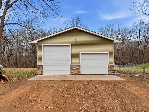 5th image of 8285 Birchview Rd
