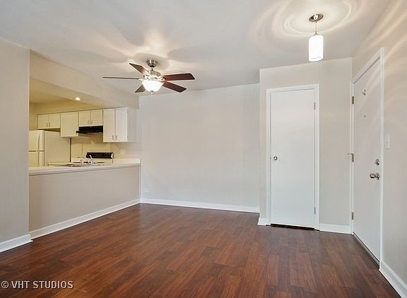 3rd image of 4506 Kings Walk Dr APT 2A