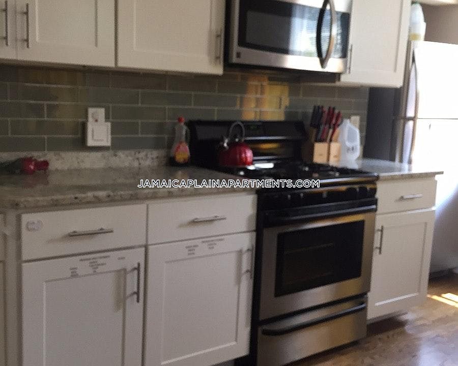 2nd image of 1 Buckley Ave #111