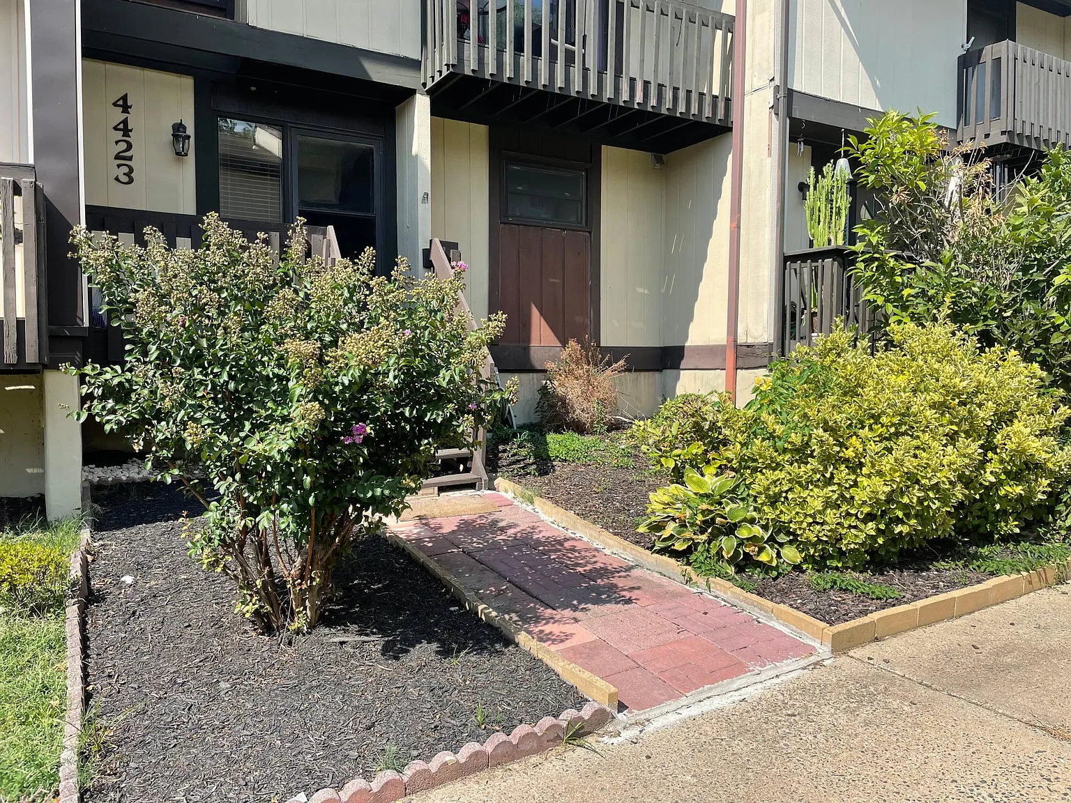 4423 Elan Pl — Photo 2