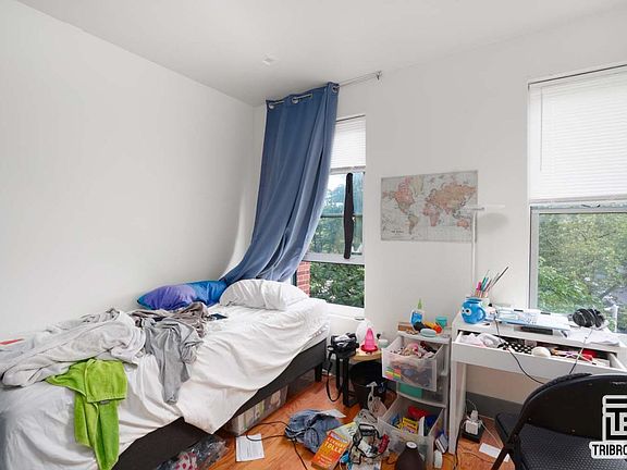 4th image of 1431 York Ave #37