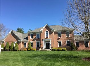4744 Arbour Green Dr, Akron, OH