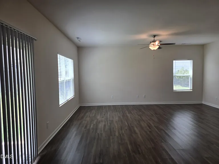 76 Saddle Oaks Ln — Photo 8