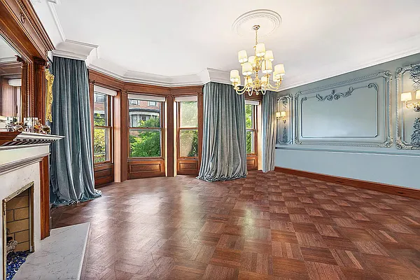 Sold by Arthur Steinberg Esq | media 31