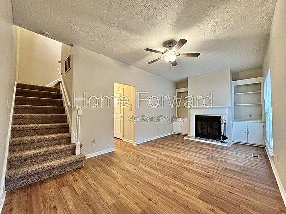 3rd image of 3118 High Ridge Dr
