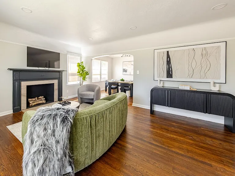 13614 Cedar Rd #2 — Photo 1