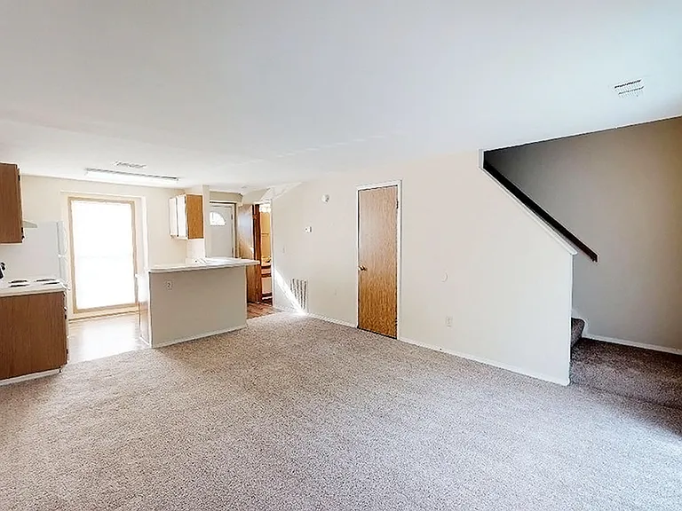 Woodhills Apartments — Photo 42