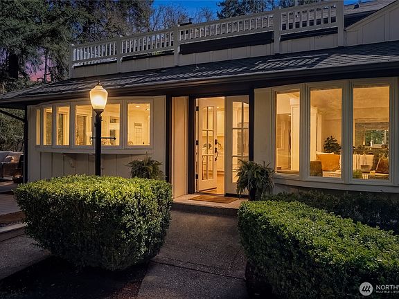 4th image of 12321 Interlaaken Drive SW