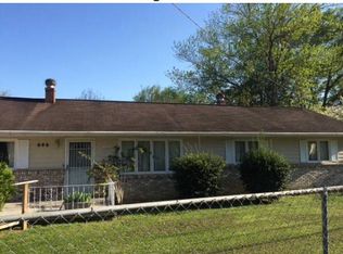 395 Robertsville Rd, Oak Ridge, TN 37830