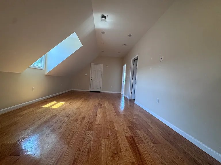 96 North St #3 — Photo 10