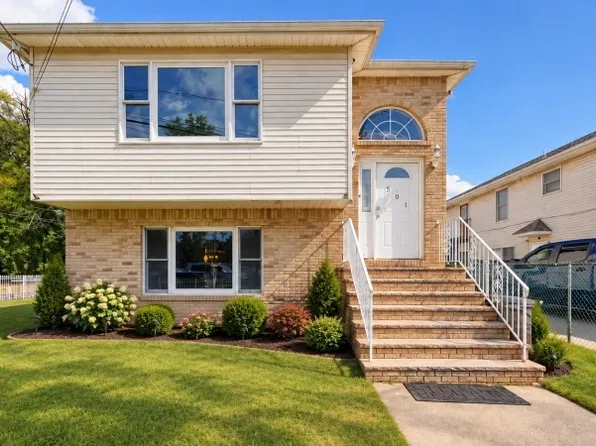 589 Cherry St, Elizabeth City, NJ 07208
