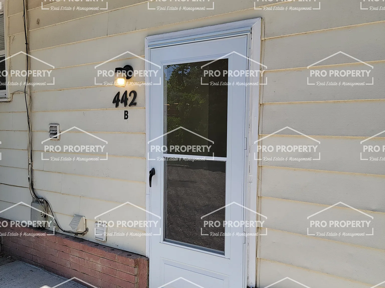 1 bed, 841 sqft, $995 — Photo 3