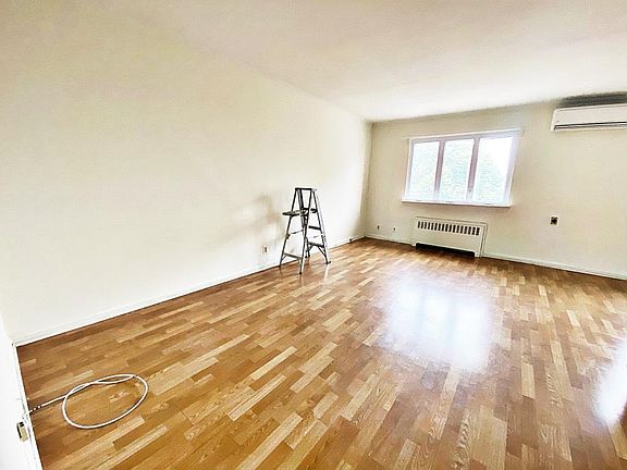 4th image of 1174 76th St Floor 3