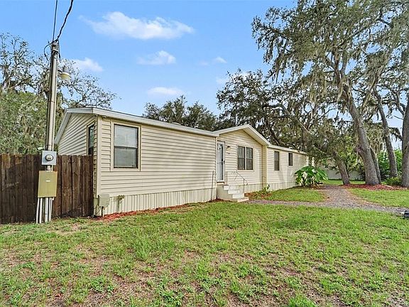2nd image of 12464 LANTANA AVENUE