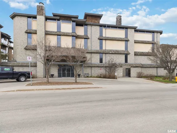 619 Saskatchewan Crescent W #112, Saskatoon, SK S7M 0A5
