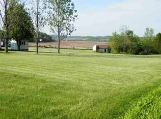 1233 Lake Summerset Rd, Davis, IL 61019