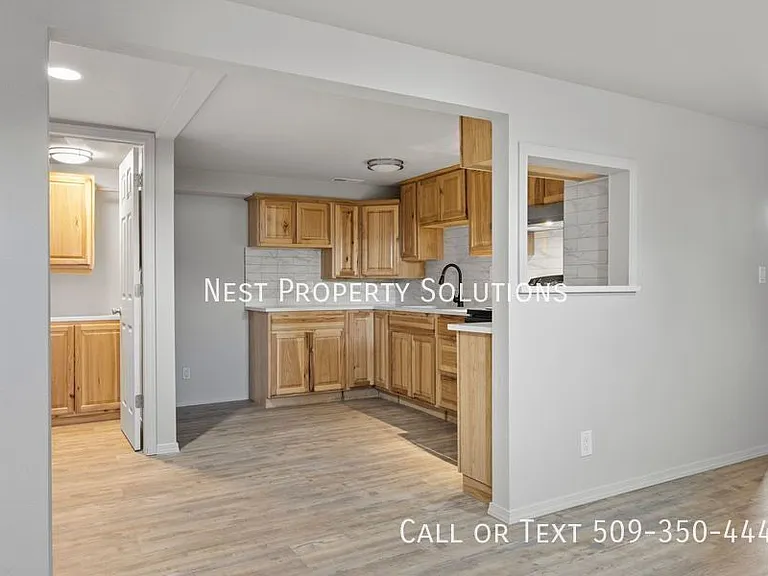 223 5th Ave SE #B — Photo 8
