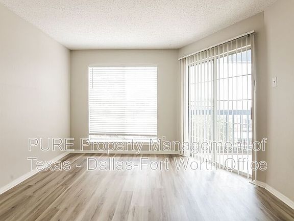 3rd image of 18333 Roehampton Dr APT 1032