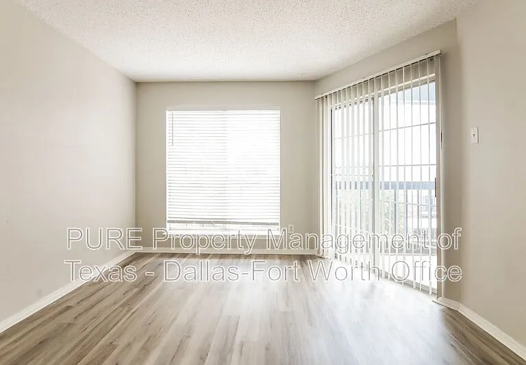 18333 Roehampton Dr #1032 — Photo 3