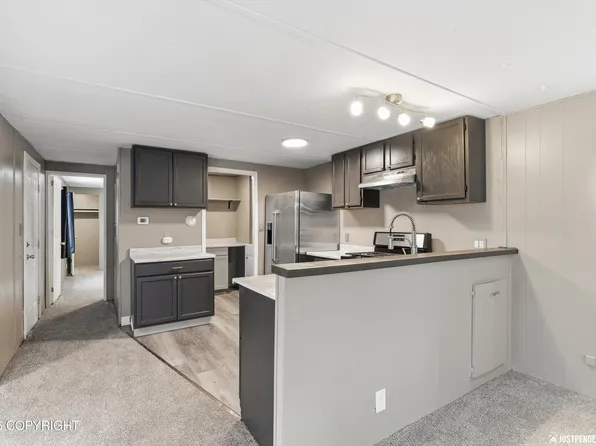 705 Muldoon Rd #13, Anchorage, AK 99504