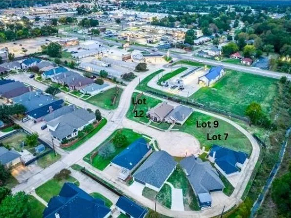 4235 Primrose Ln, Paris, TX 75462