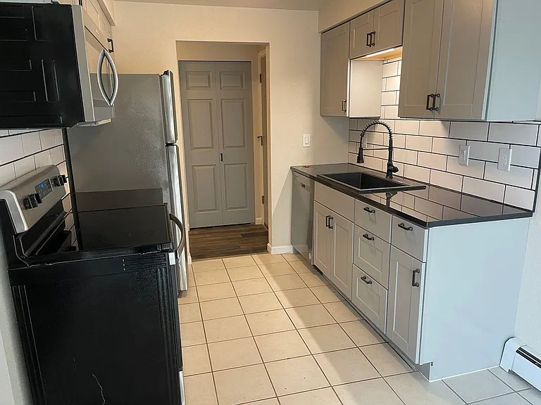 804 Columbia Ave #5 — Photo 3