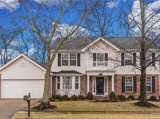 539 Beacon Point Ln, Grover, MO 63040