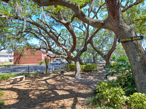 Campus Crossings on Alafaya