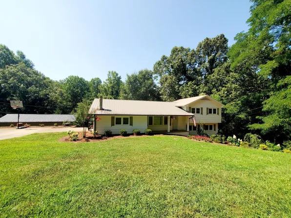 192 Summit St, Cornelia, GA 30531