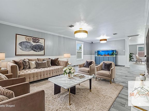5th image of 1010 Stillgate Ct