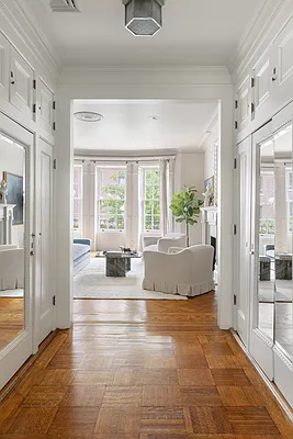 Sold by Compass | media 23