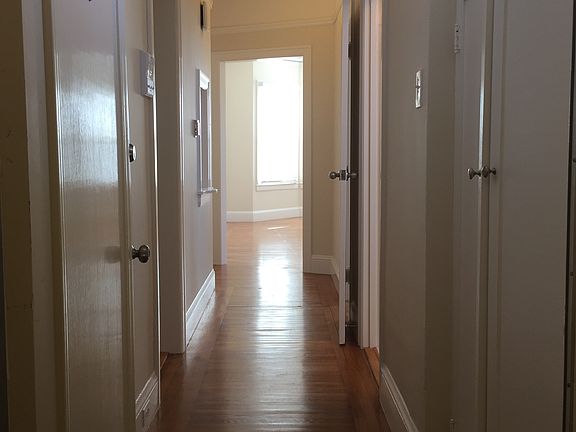 4th image of 776 41st Ave APT 4