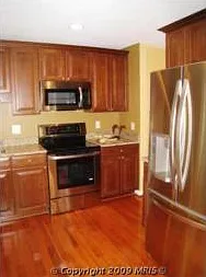3 bed, 3.5 bath, 1800 sqft, $2,800 — Photo 3