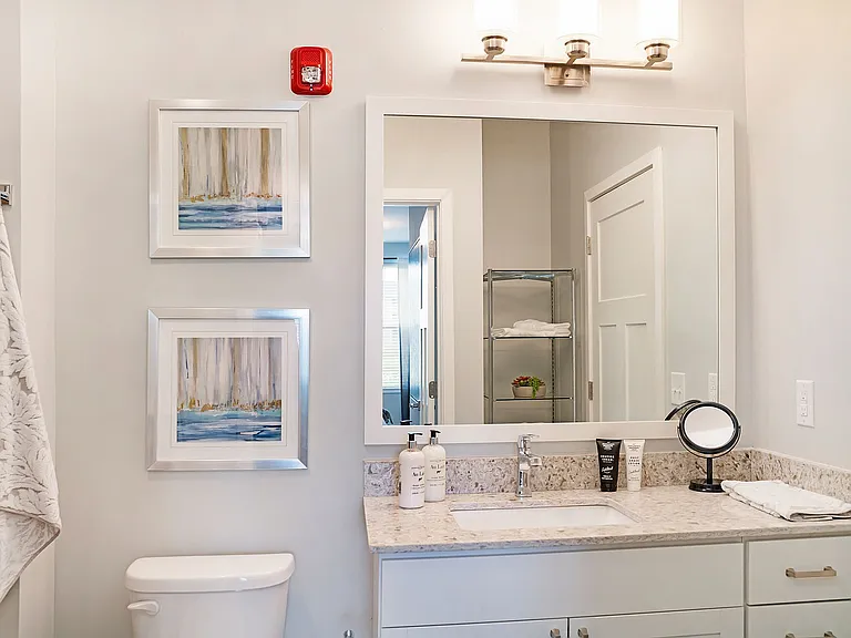 Satori Flats — Photo 12
