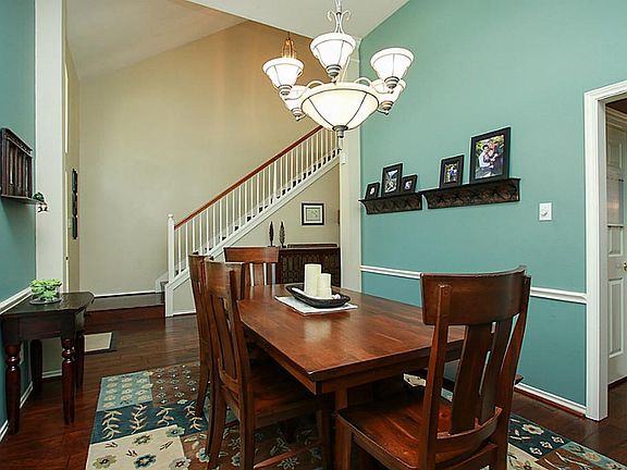 5th image of 22431 Bristolwood Ct