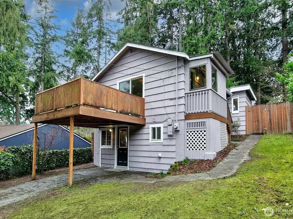 11525 32nd Avenue NE, Seattle, WA 98125