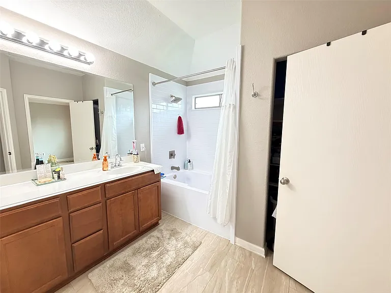 1807 Emerson Ridge Dr — Photo 20