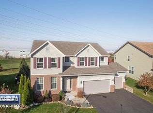 754 N Sleepy Hollow Ln, Romeoville, IL 60446