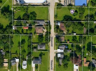 2716 Thomas Rd, Haltom City, TX 76117