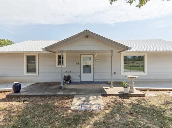 2111 Green Turf Cir, Norman, OK 73026