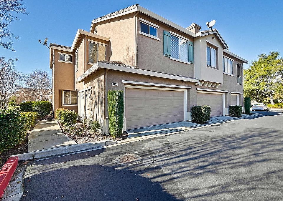 1st image of 3933 Jasmine Cir
