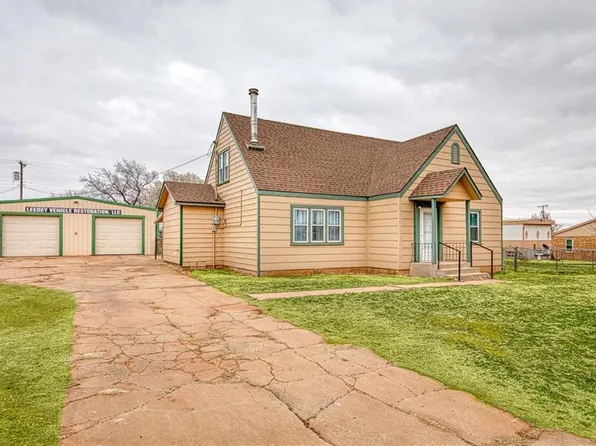 109 N Main St, Leedey, OK 73654