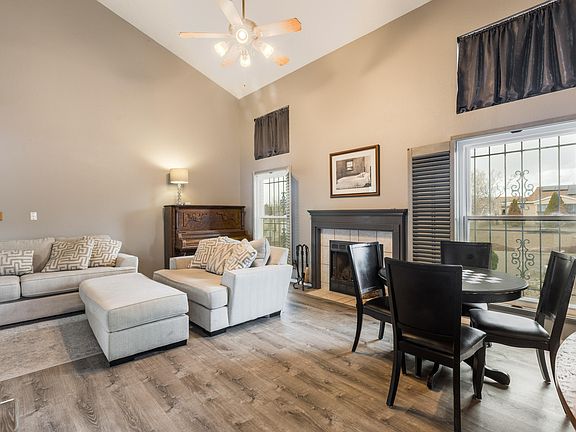 3rd image of 1964 Roanoke Dr NE