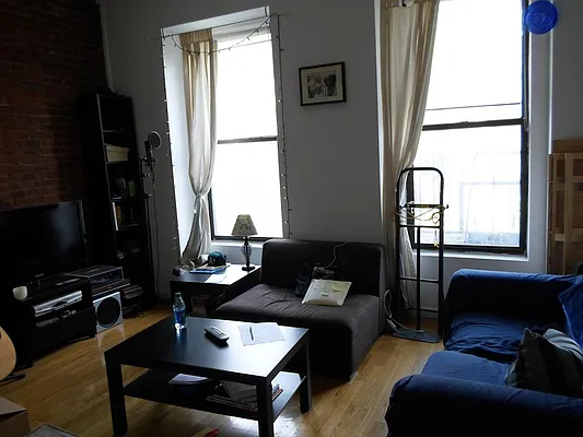 Rented by Sky Management | media 54