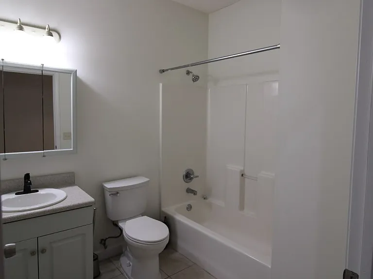 348 Moss Creek Ln — Photo 10