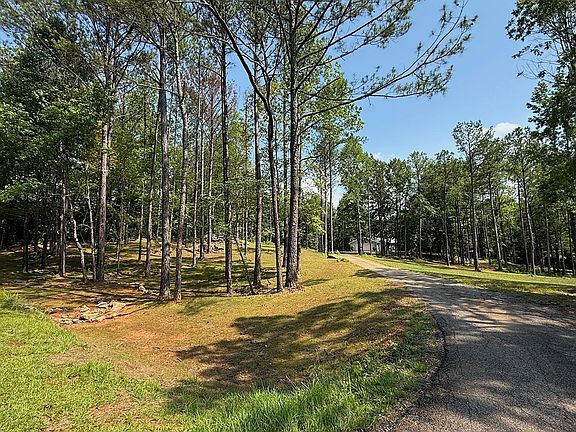 2nd image of 245 Lake Talbot Rd