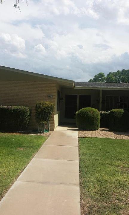 1st image of 10631 W Highwood Ln