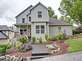 17366 Wake Robin Cir, Oregon City, OR 97045