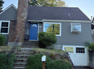 5715 39th Ave NE, Seattle, WA 98105