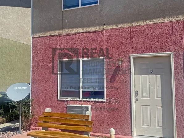1713 Oakshire Ln Unit D, Pueblo, CO 81001